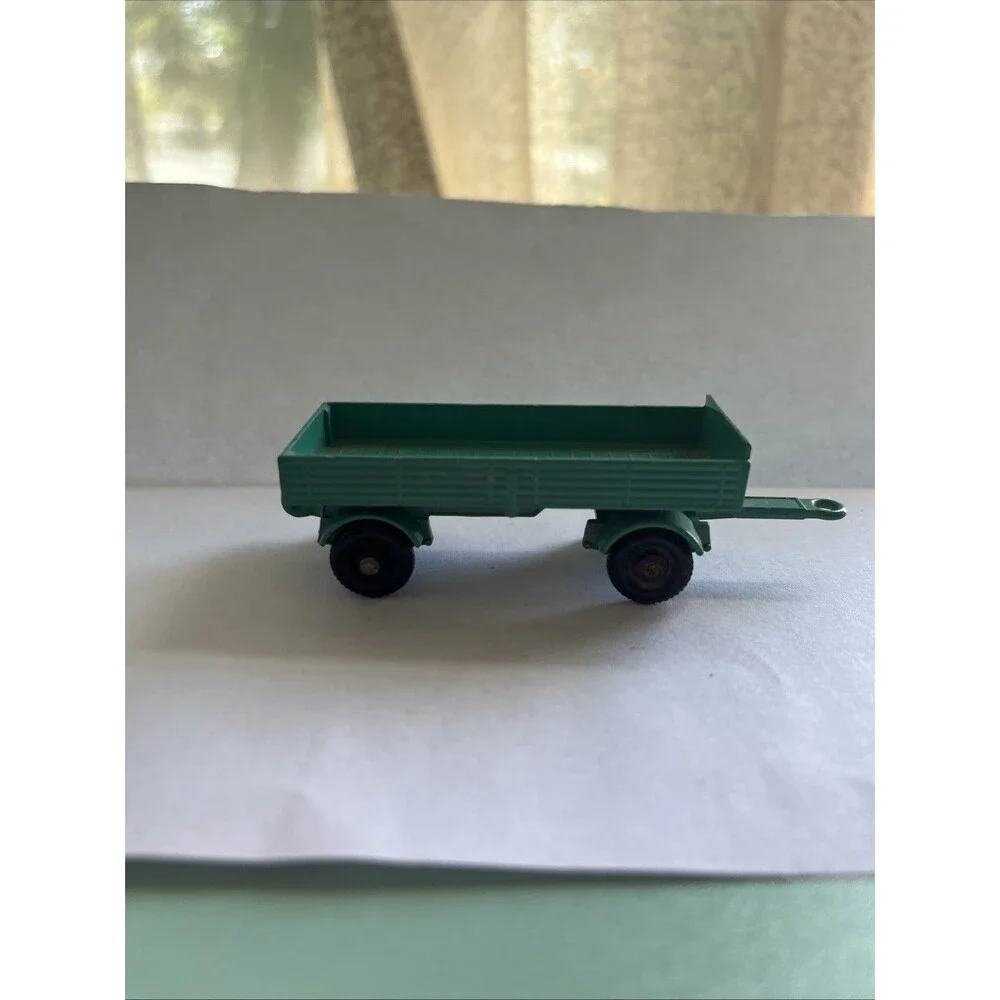 Matchbox Series No.2 Mercedes Trailer with movable tow bar-1968 Lesney EUC